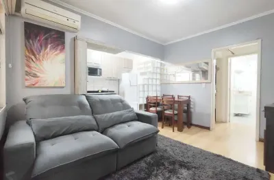 Apartamento à venda com 1 dormitório no bairro cidade baixa