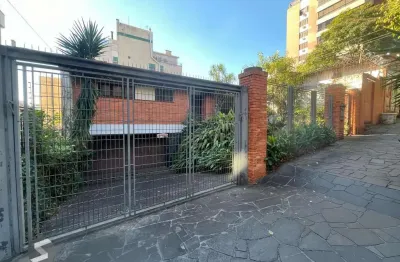 Casa de 3 quartos, suíte e 2 vagas de garagem bairro auxiliadora em porto alegre