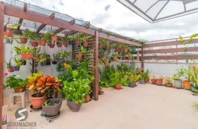 Cobertura no menino deus de 3 dormitórios e 2 vagas desocupado