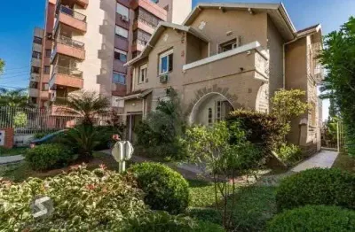 Casa com 4 quartos à venda na Rua Dário Pederneiras, 435, Petrópolis, Porto Alegre