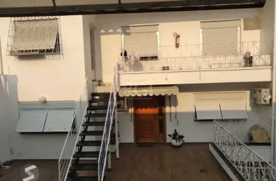 Prédio à venda na Rua Joaquim Silveira, 445, São Sebastião, Porto Alegre