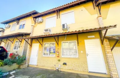 Casa de dois quartos, uma vaga de garagem, em condomínio fechado em porto alegre