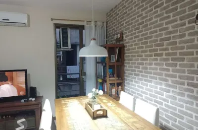 Apartamento com 2 quartos à venda na Rua Miguel Tostes, 778, Rio Branco, Porto Alegre