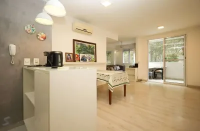 Apartamento com 3 quartos à venda na Beco Souza Costa, 472, Morro Santana, Porto Alegre