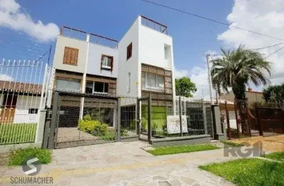 Casa com 2 quartos à venda na Rua Vinte e Quatro de Agosto, 231, Jardim Itu Sabará, Porto Alegre