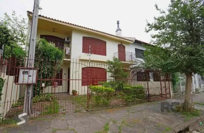 Casa com 5 quartos à venda na Rua Fátima, 442, Partenon, Porto Alegre