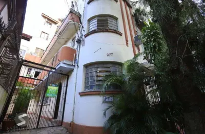 Casa com 3 quartos à venda na Rua Santa Terezinha, 364, Farroupilha, Porto Alegre