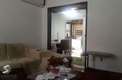 Casa com 2 quartos à venda na Rua Frei Germano, 230, Partenon, Porto Alegre