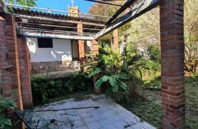 Terreno à venda na Rua Luiz de Camões, 131, Santo Antônio, Porto Alegre