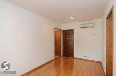Vende-se apartamento com 2 quartos(1 suíte) e 68m² - petrópolis