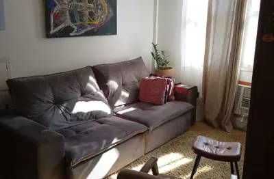 Vende-se apartamento de 3 quartos com churrasqueira - jardim botânico