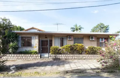 Casa para venda - 180m², 3 dormitórios, sendo 1 suites, 2 vagas - ipanema