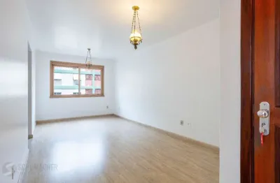 Apartamento de 72 metros privativos com 2 dormitórios no bairro petrópolis