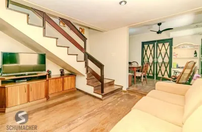 Casa com 3 quartos à venda na Rua Doutor Eduardo Chartier, 327, Higienópolis, Porto Alegre