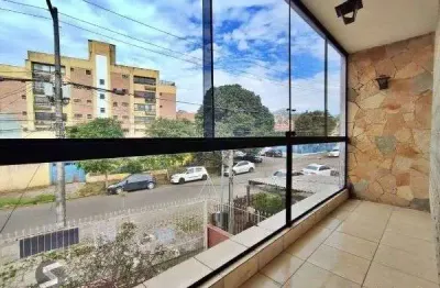 Casa com 3 quartos à venda na Rua Ângelo Barcelos, 172, Vila João Pessoa, Porto Alegre