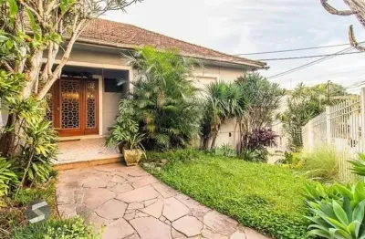 Casa com 3 quartos à venda na Rua Filadélfia, 232, São João, Porto Alegre