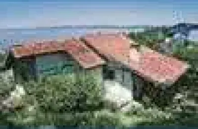 Casa para venda - 250m², 3 dormitórios, sendo 3 suites, 2 vagas - tristeza