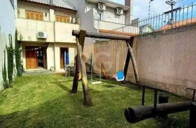 Casa com 3 quartos à venda na Rua Jayme Saul de Borba, 85, Espírito Santo, Porto Alegre