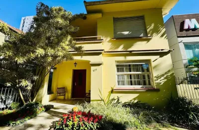 Casa com 4 quartos à venda na Rua Professor Langendonck, 228, Petrópolis, Porto Alegre