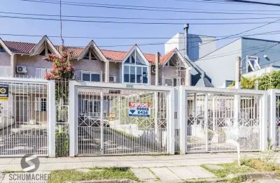 Casa com 2 quartos à venda na Rua Heitor Kramer, 421, Guarujá, Porto Alegre