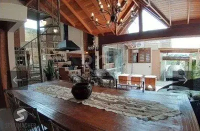 Casa para venda - 209.54m², 3 dormitórios, sendo 1 suites, ideal