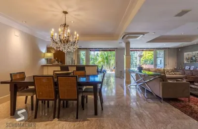 Casa em condomínio com 487m² | 4 dormitórios sendo 4 suítes, 3 vagas, no bairro três figueiras, porto alegre