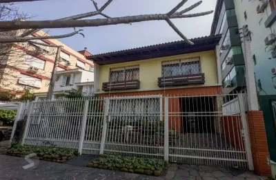 Casa com 3 quartos à venda na Rua Passo da Pátria, 451, Bela Vista, Porto Alegre