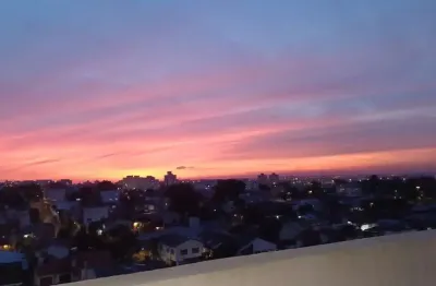 Cobertura com 3 quartos e 1 vaga de garagem na rua sadi castro.