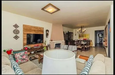 Casa com 3 quartos à venda na Rua Ítalo Brutto, 292, Espírito Santo, Porto Alegre