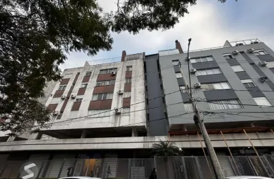 Apartamento semimobiliado à venda no bairro santana, porto alegre