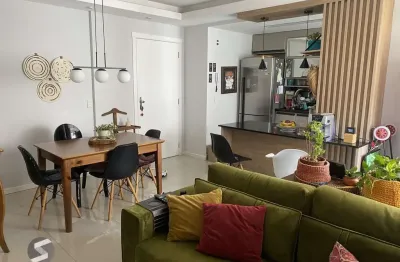 Apartamento de 2 quartos, suíte, semimobiliado, no bairro vila ipiranga.
