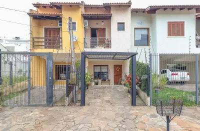 Casa com 2 quartos à venda na Rua Giobatta Giuseppe Petracco, 299, Vila Nova, Porto Alegre
