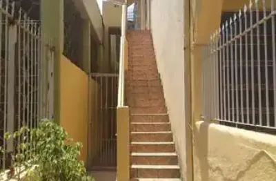 Apartamento com 2 quartos para alugar na Rua Moura Azevedo, 243, São Geraldo, Porto Alegre