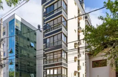 Semi mobiliada, cobertura duplex , maravilhosa em rua calma , próximo ao grêmio náutico união.