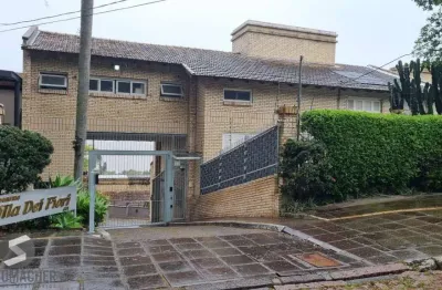 Casa no condomínio villa dei fiori com 03 dormitórios, duas vagas, bairro tristeza a venda na zona sul de porto alegre
