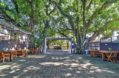 Prédio à venda na Rua Doutor Pereira Neto, 1273, Tristeza, Porto Alegre