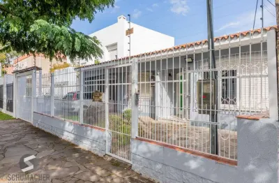 Casa com 3 quartos à venda na Rua Alfredo Silveira Dias, 280, Nonoai, Porto Alegre