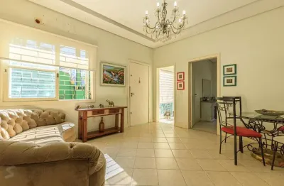 Casa com 4 quartos à venda na Rua Dona Lúcia, 188, Petrópolis, Porto Alegre