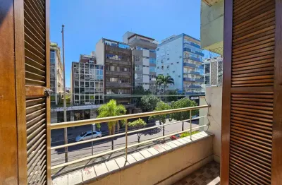 Apartamento com 3 quartos à venda na Avenida Cristóvão Colombo, 2206, Moinhos de Vento, Porto Alegre