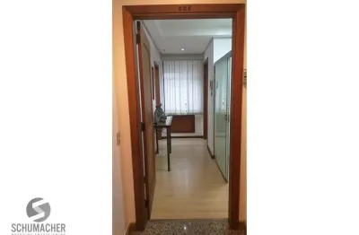 Sala comercial à venda na Rua Fernando Gomes, 189, Moinhos de Vento, Porto Alegre