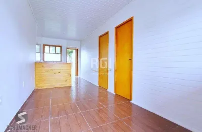 Casa com 2 quartos à venda na Praça Frederico Westphalen, 135, Cavalhada, Porto Alegre