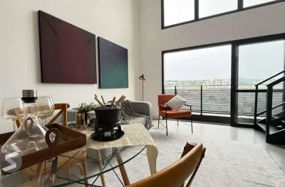 Apartamento duplex em andar alto com 01 vaga de garagem escriturada