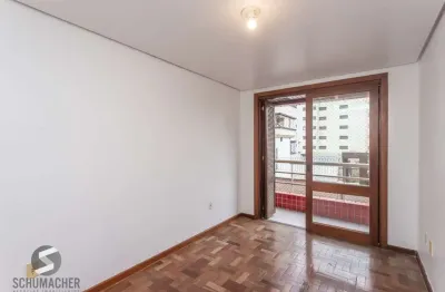 Apto de 01 dormitório , elevador, sacada na sala e no quarto, bairro santana