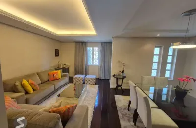 Casa 4 dormitórios 1 suite 3 banheiros piscina e churasqueira