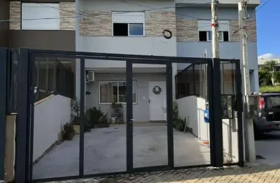 Casa 03 dormitórios, 107m² , sendo 01 suíte, pátio, 01 vaga de garagem no residencial verdes campos