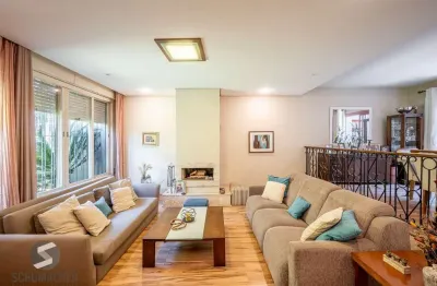 Casa com 3 quartos à venda na Rua Fonseca Guimarães, 157, Medianeira, Porto Alegre