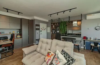 Apartamento com 2 quartos à venda na Rua Doutor João Inácio, 1277, Navegantes, Porto Alegre