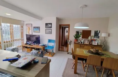 Apartamento com 2 quartos à venda na Avenida Cinco de Novembro, 445, Teresópolis, Porto Alegre