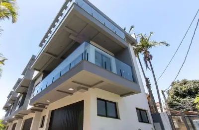 Casa em condomínio com conforto e exclusividade no bairro tristeza