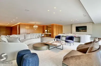 Mansão suspensa mobiliada no las piedras com piscina e vista para a mata nativa